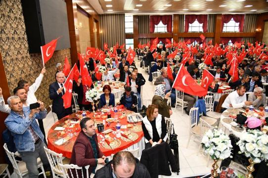 Balıkesir Büyükşehir Belediye Başkanı Yılmaz, 1133 muhtarla bir araya geldi