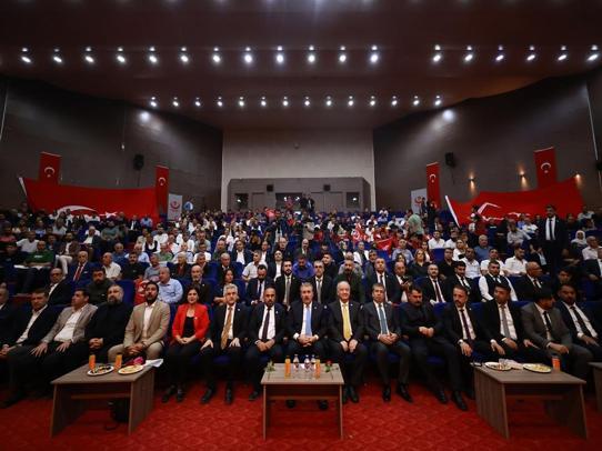 Destici: Türk bayrağını asmayan benim kardeşim olamaz