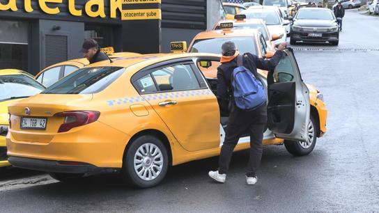 Taksilerde Akıllı Tepe Lambası dönemi tedarik sıkıntısına takıldı