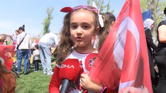 Beylikdüzü’nde 23 Nisan Çocuk Festivali kortej yürüyüşüyle başladı