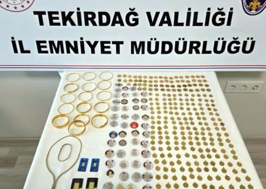 Dolandırdığı kişiden aldığı yüklü miktarda altınla kaçarken yakalandı