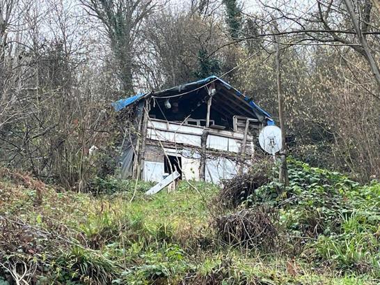 Bağ evinde baltalı-kazmalı cinayette 2 sanığa hapis cezası