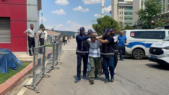 Bıçaklı saldırıda yaralanan Milletvekili Meriç, korumasına izin vermiş
