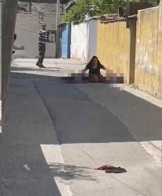 Köpek tartışmasında aynı aileden 3 kişiyi öldürdü; olay anı görüntülendi