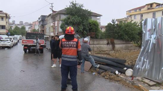 Sancaktepede inşaat çalışması sırasında toprak kaydı