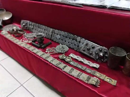 İzmirde tarihi eser operasyonu