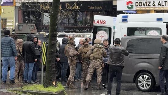 Beşiktaş’ta bankayı basan silahlı saldırgan: Sevgime karşılık alamayınca korkutmak istedim