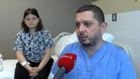 Doğuştan idrar kaçırma sorunu olan 12 yaşındaki Lana, Türkiye’de sağlığına kavuştu