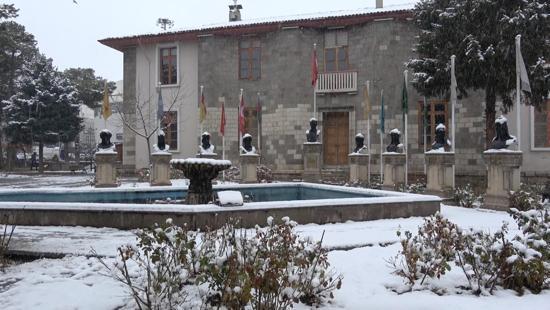 Erzincanda kar yağışı