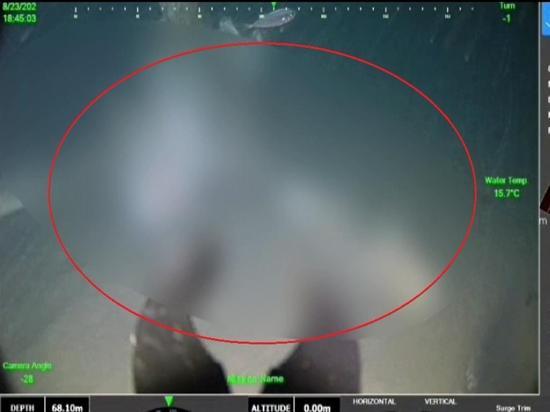 Halit Yukayın cansız bedeninin çıkarılması için Deniz Kuvvetleri dalgıçları devrede