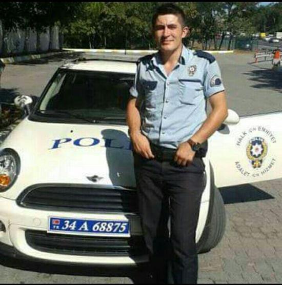 15 Temmuz şehidi polis Fatih Dalgıç, mezarı başında anıldı