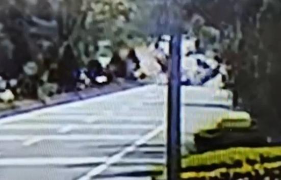 Marmariste 4 araç zincirleme kazaya karıştı; 2 ölü, 3 yaralı
