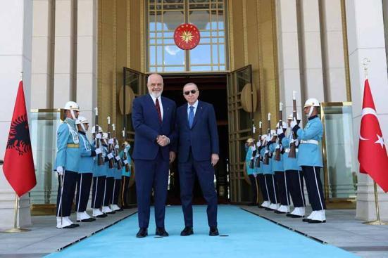 Cumhurbaşkanı Erdoğan, Arnavutluk Başbakanı Ramayı kabul etti