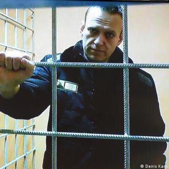 Kuzey Kutbuna yakın bir hapishanede bulunan Navalniden açıklama