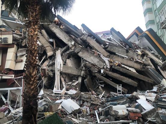 Savcı, 19 kişinin öldüğü Fazilet Apartmanı davasında sanıklara 22 yıl 6’şar ay hapis istedi