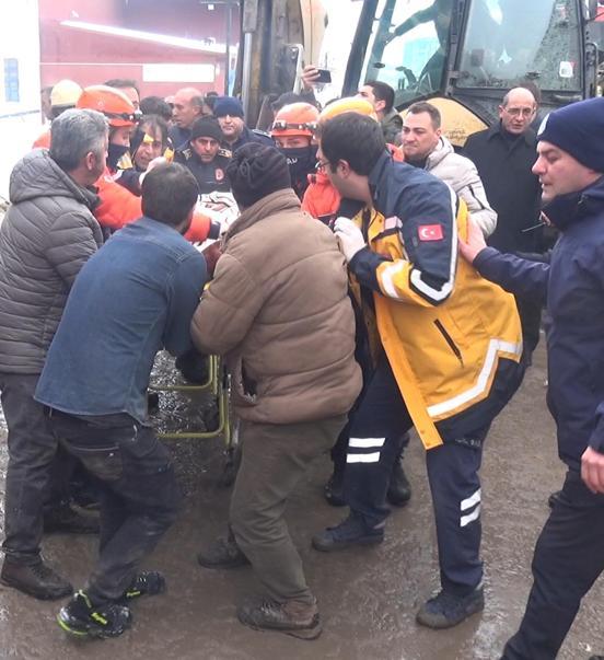 Erzurumda iş yerinde patlama; yangın çıktı, 2 ölü