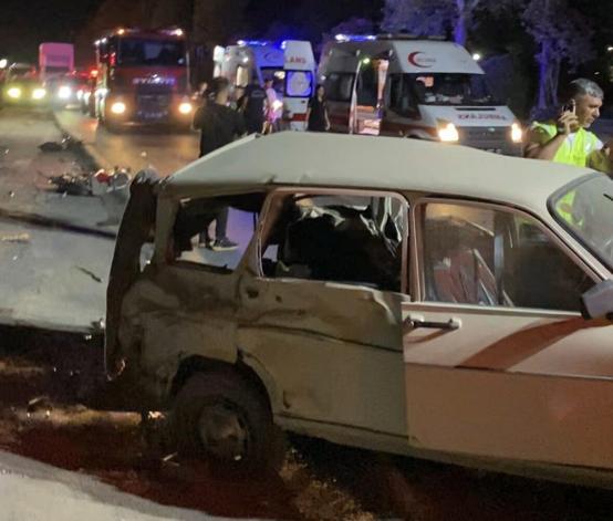 Makas attığı öne sürülen sürücü kazaya neden oldu; 4 çocuk annesi öldü, eşi ağır yaralandı