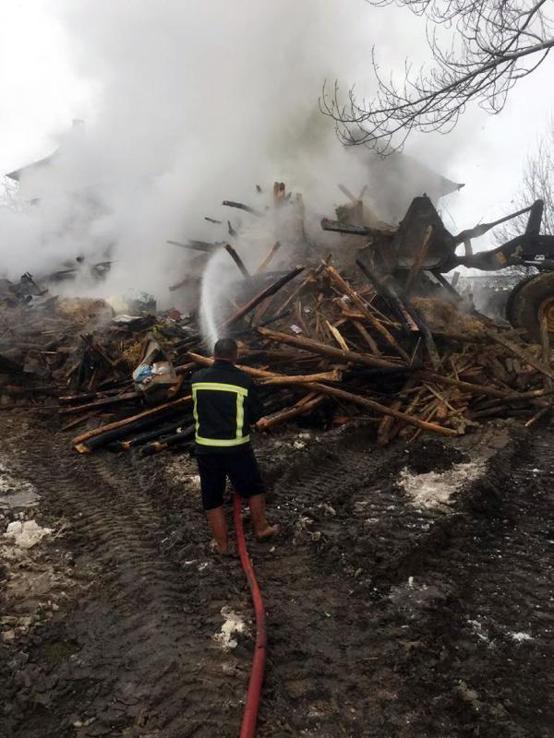 3 kardeşin ölümünde ihmali olduğu iddia edilen 7 itfaiyeci beraat etti