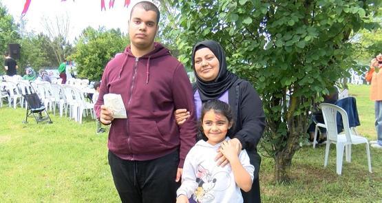 Sultangazide engelliler aileleriyle piknik yaptı