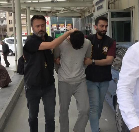 Tartıştığı kişiyi başına taşla vurarak yaraladı; tutuklandı