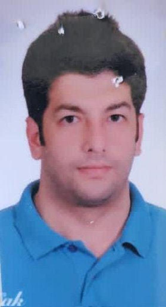 Kayıp olarak aranan öğretmen, devrilen kamyonette ölü bulundu