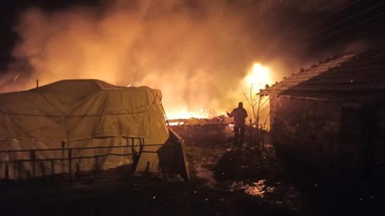 Sobadan çıkan ev yangınında 1 kişi yaralandı