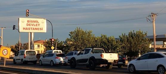 Diyarbakırda yol kenarında tabancayla vurulmuş halde ölü bulundu