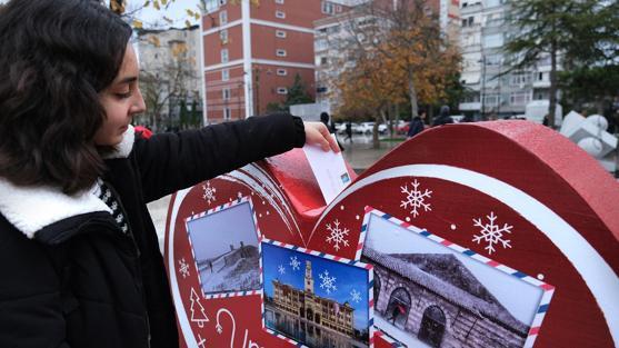 Yeni yılda sevdiklerine kartpostal yollamak isteyenler için Sevgi Postanesi kuruldu