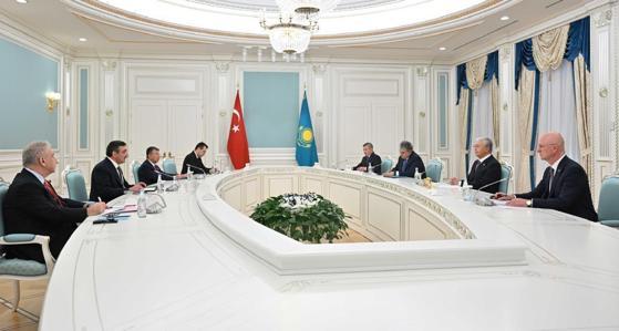 Cumhurbaşkanı Yardımcısı Yılmaz, Kazakistan Cumhurbaşkanı Tokayev ile bir araya geldi