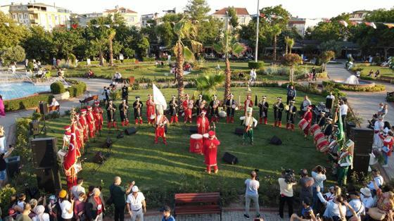 Uluslararası İstanbul Büyükçekmece Kültür ve Sanat Festivali’nin meşalesi yakıldı