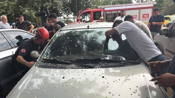 Otomobilde kilitli kalan 1 yaşındaki Firuzu itfaiye kurtardı