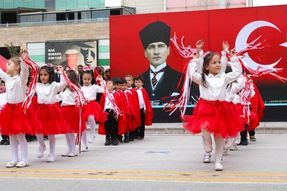 Yurtta 29 Ekim Cumhuriyet Bayramı coşkusu