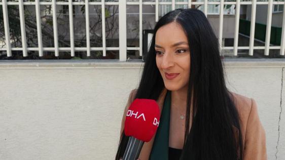 Fırtınada bebeğiyle yürürken polislerin siper olduğu anne: Hayatım boyunca minnet duyacağım