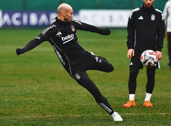 Beşiktaş kondisyon ve taktik çalıştı