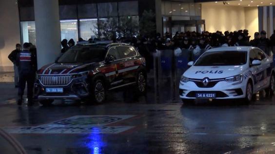 Bakırköy Belediyesine operasyon: 37 gözaltı