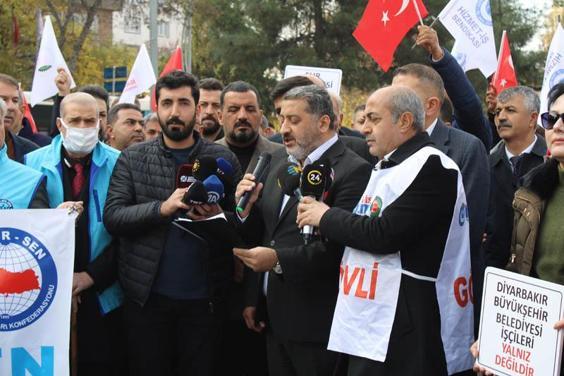 Diyarbakırda DEM Parti’li belediyelerde 532 kişiye işten çıkarılma tebligatı gönderildi