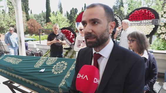 Evinde çıkan yangında hayatını kaybeden yazar Süha Oğuzertem son yolculuğuna uğurlandı