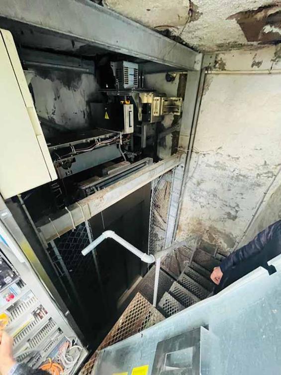 Falezlerdeki kaçak asansör ve baraka için yıkım kararı