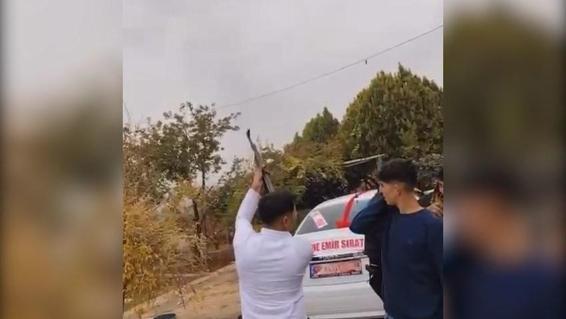 Şanlıurfa’da düğünlerde havaya ateş açıldığı anlar kamerada
