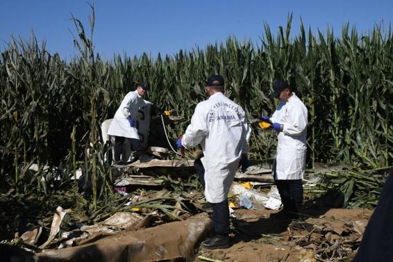 Eğitim uçağı mısır tarlasına düştü; öğrenci pilot Berfu hayatını kaybetti