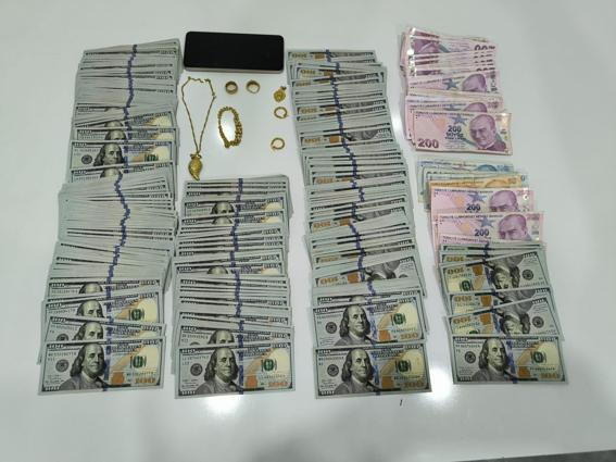 Mersin’de dolandırıcılık operasyonu: 4 gözaltı