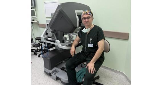 30uncu yılını kutlayan Yaşam Hastanelerinde robotik cerrahi sistemi hizmete alındı