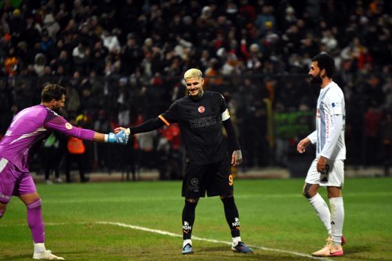 Alkışlar Fethiyespora