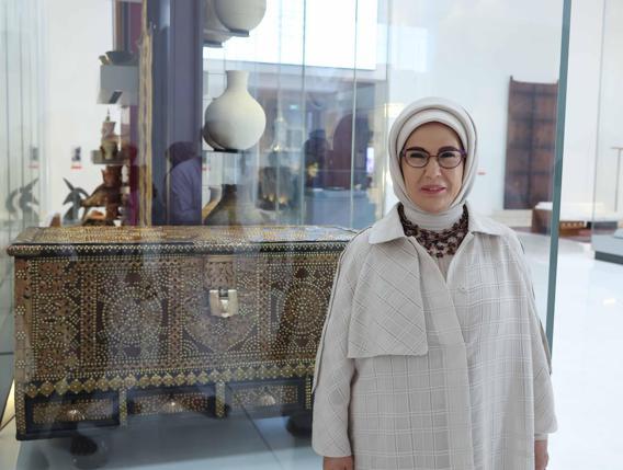 Emine Erdoğan, Ummandaki Ulusal Müzeyi ziyaret etti