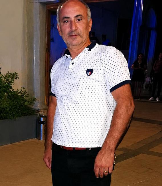 Kamyona arkadan çarpan kamyonetin sürücüsü öldü
