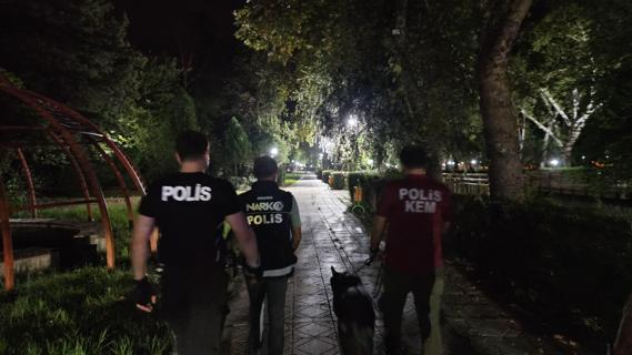 Kozan’da narkotik ekiplerinden denetim; 11 şüpheli yakalandı
