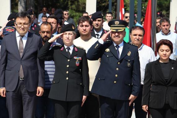Jandarmanın kadın paşası