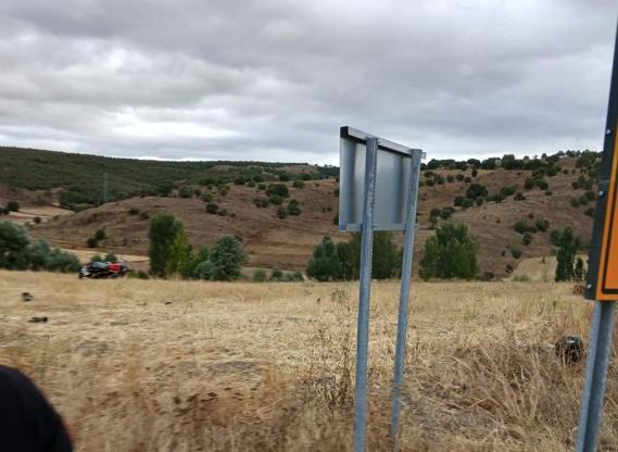 Tarlaya devrilen motosikletin sürücüsü öldü