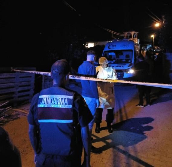 Anne ve babasını öldüren, 2 kuzenini de yaralayan şüpheli tutuklandı