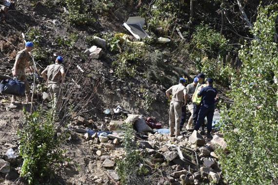 Fındık işçilerini taşıyan minibüs uçuruma yuvarlandı: 4 ölü, 17 yaralı